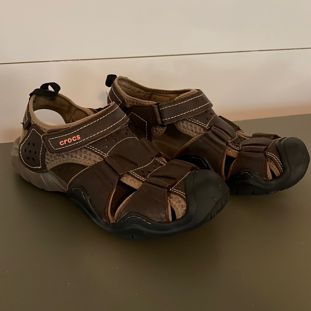 Crocs Swiftwater Leather Fisherman Sandals